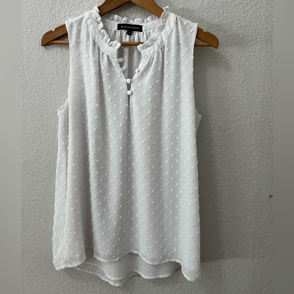 GIBSONLOOK Woven Dot Blouse NWOT Size small
